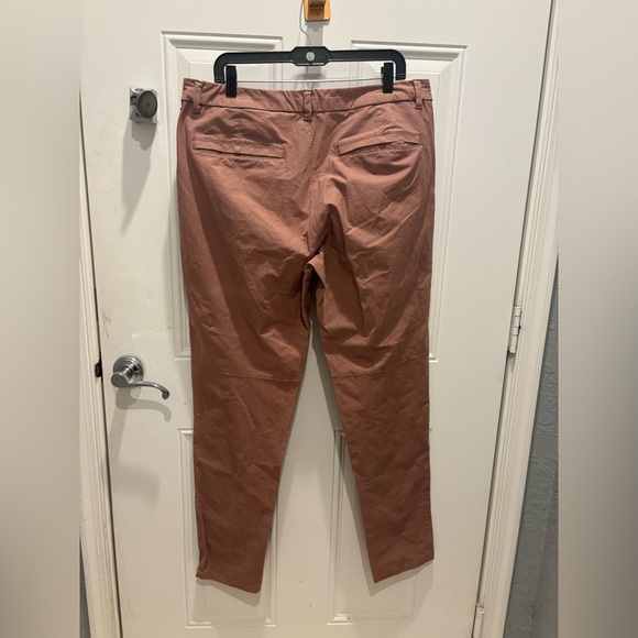 Lululemon Commission Pant Slim 34" *Earth Dye
Earth Color Clay - Picture 6 of 8